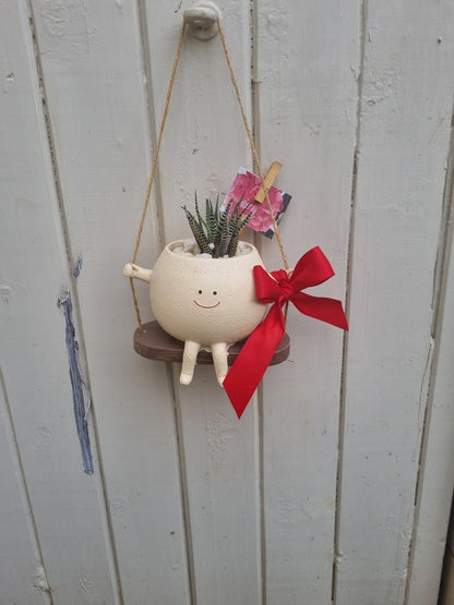 Plant Pals Swinging Planter + Plant
